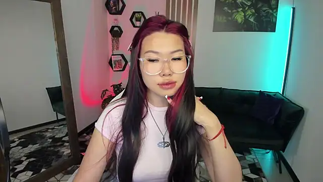 LunaPurrr's Live XXX Chat