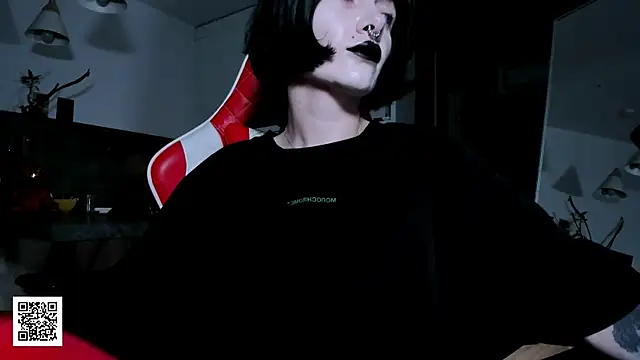 _Misha_Addams_: απευθείας συνομιλία ΧΧΧ