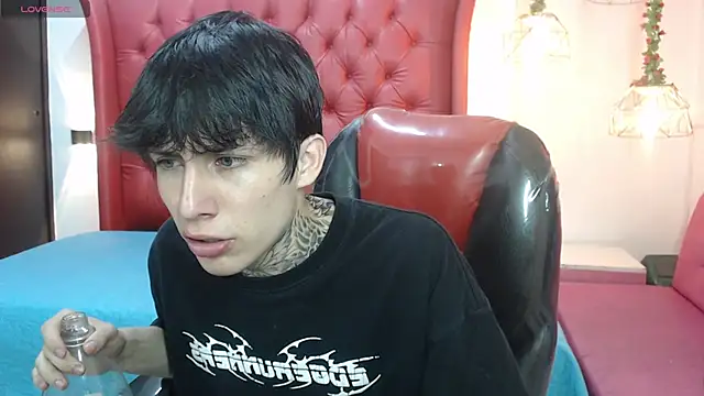 Cry_thereal 现场XXX聊天
