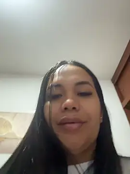 NoahJade's Live XXX Chat