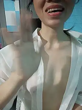 Donatella28 现场XXX聊天