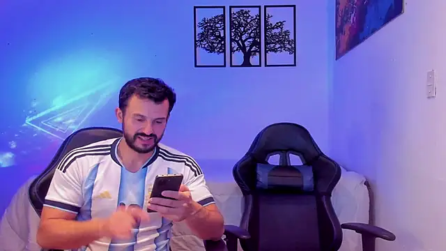 Онлайн чат XXX AlexJaz11