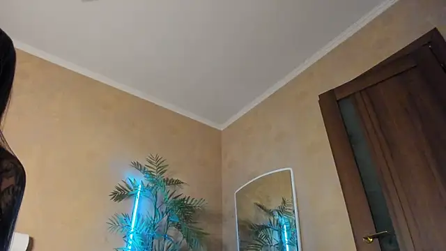 XXX chat uživo modela Diamond_D_