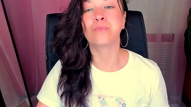 AnaMills Chat XXX live