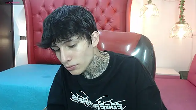 Онлайн чат XXX Cry_thereal