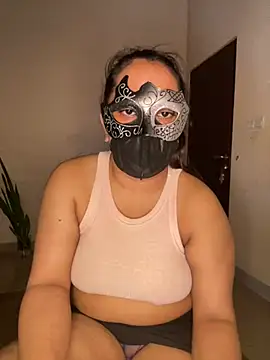 Chat +18 de LioraWance ao vivo