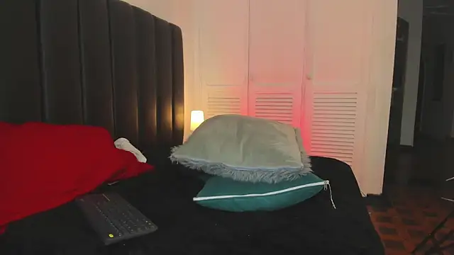 Czat XXX na żywo – Alexlux1