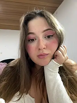XXX chat uživo modela Kamilla_Loop