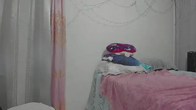 Chat XXX en directo de HARLEYNAPIER