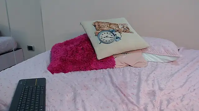 zooombee Chat XXX live