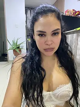 Czat XXX na żywo – FOX_LATINA
