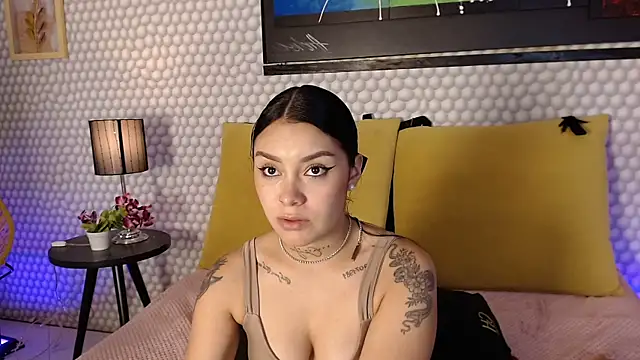 Eligh_ Chat XXX live