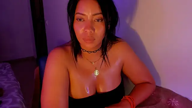 Chat +18 de NicolePasqualott ao vivo