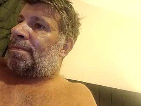 stud2512 Live XXX Chat