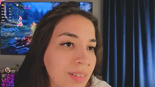 EmmyNoel Chat XXX live