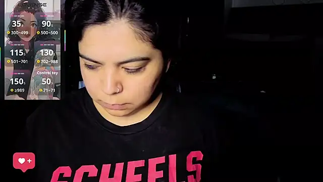 Chat +18 de kimmiakiss22 ao vivo