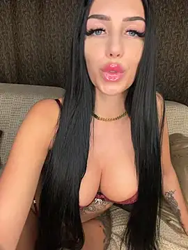 Bamby_X 即時 XXX 聊天