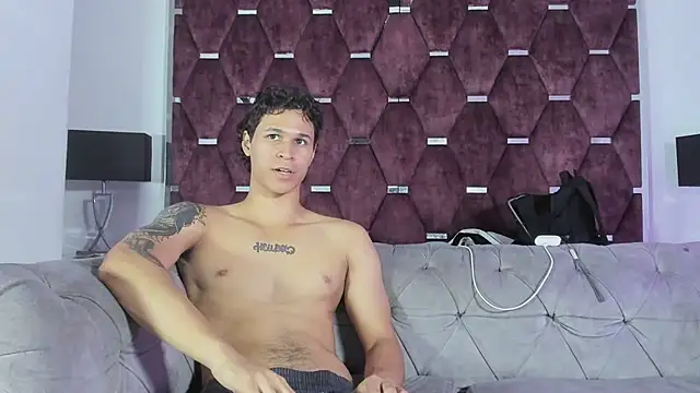 TonyBenedetti Live XXX-Chat