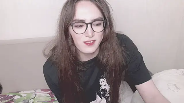 Chat XXX ao vivo de MinniMaksy