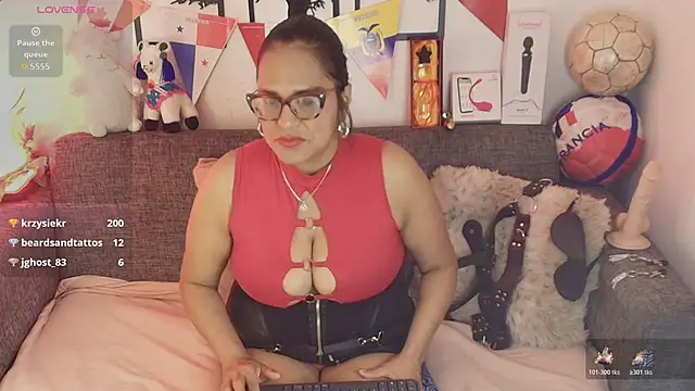 Angelabrowm's Live XXX Chat
