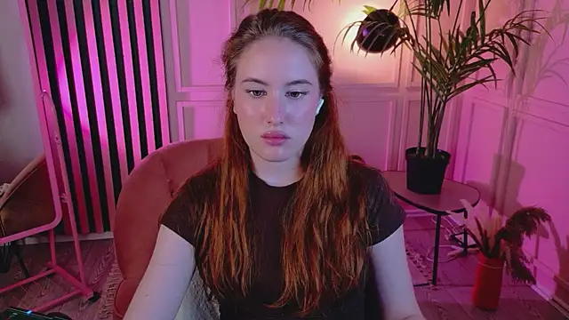 ChloeAster's Live XXX Chat
