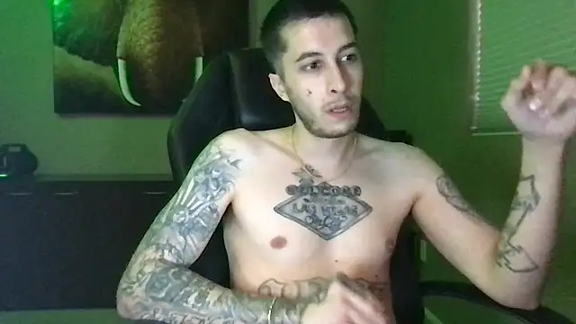 JuicyJoshy Live XXX-chat