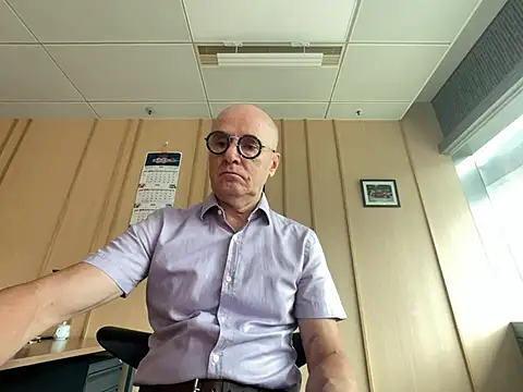 TKSnoopy7: απευθείας συνομιλία ΧΧΧ