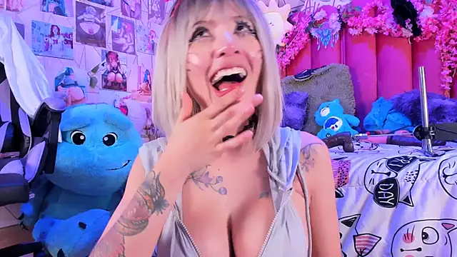 Chat +18 de Alicebenett ao vivo