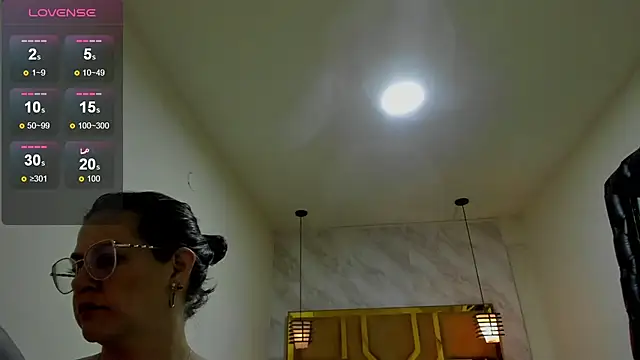 Chat XXX ao vivo de Luciifeer_