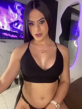 Naughtysofiaa Chat XXX in diretta