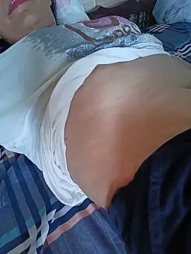 Doremon_95 élő XXX-chatje
