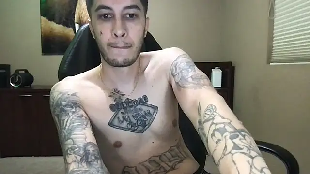 JuicyJoshy's Live XXX Chat
