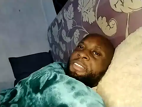 Stallion100 Live XXX-Chat