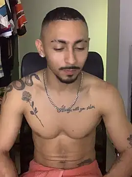 Онлайн чат XXX NicolasChest_xxx