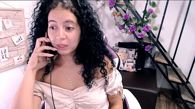 samantha_baby_ Obrolan Langsung XXX