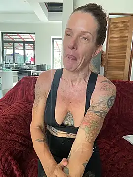 Show de webcam de mommyselenafit_