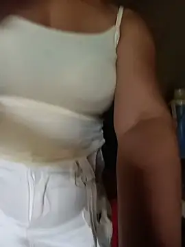 My1983 Chat XXX live