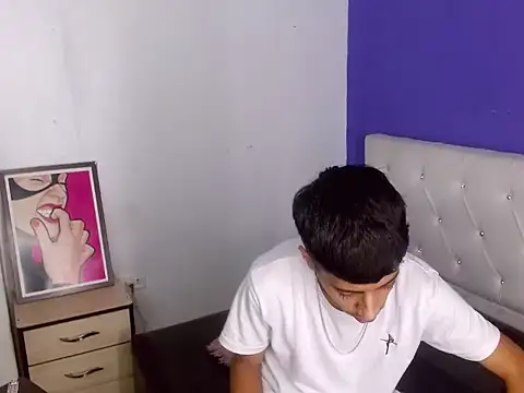 jl_brayan12のライブXXXチャット
