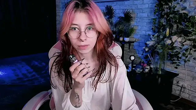 Alice_Nyx XXX чат на живо