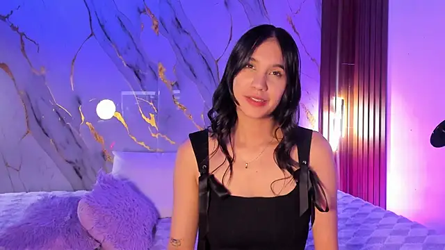 Emmiicute's Live XXX Chat