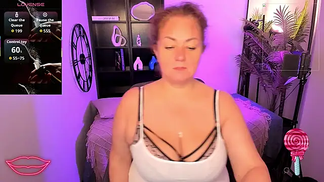 JenniferLight élő XXX-chatje