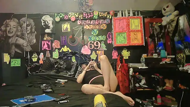 Chat XXX en directo de Splash_Queen420