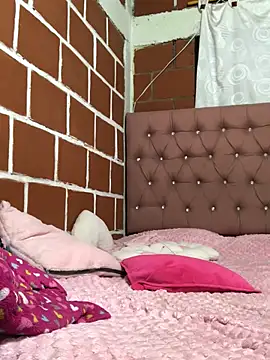 Rachellcooperrr's Live XXX Chat