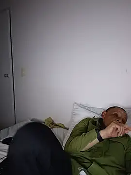 AlekNoirn Webbikameraesitys