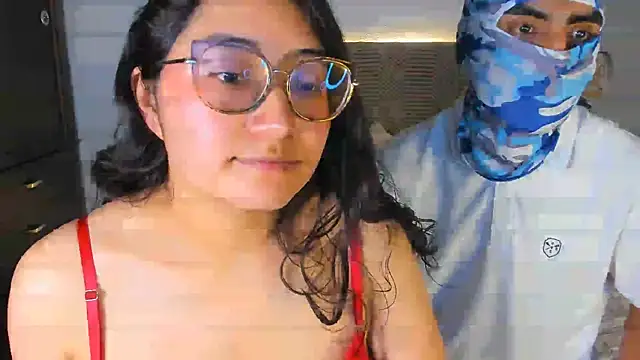 Your_couplepervert0 现场XXX聊天