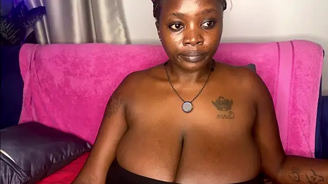 Czat XXX na żywo – NaughtySexyDoll2