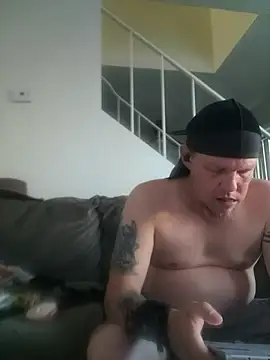 yourMasterisBored Chat XXX live