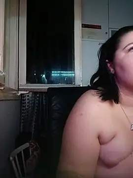 LittleEm2 Chat XXX live