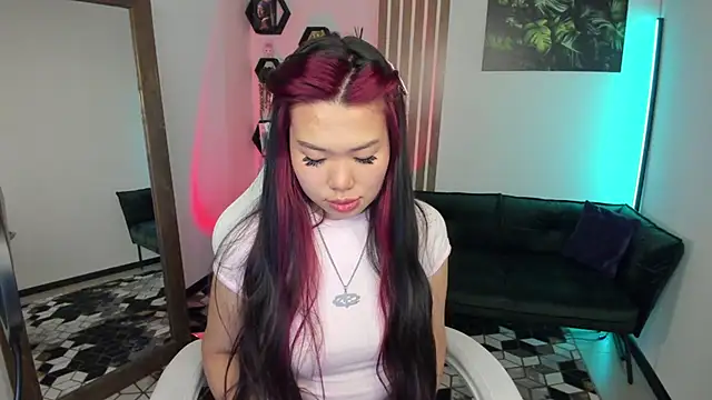 LunaPurrr Chat XXX in diretta