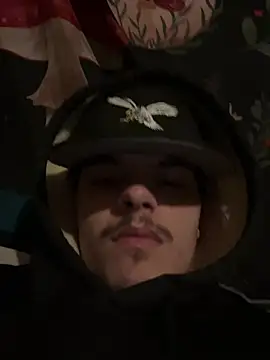 CarmeloA Chat XXX live